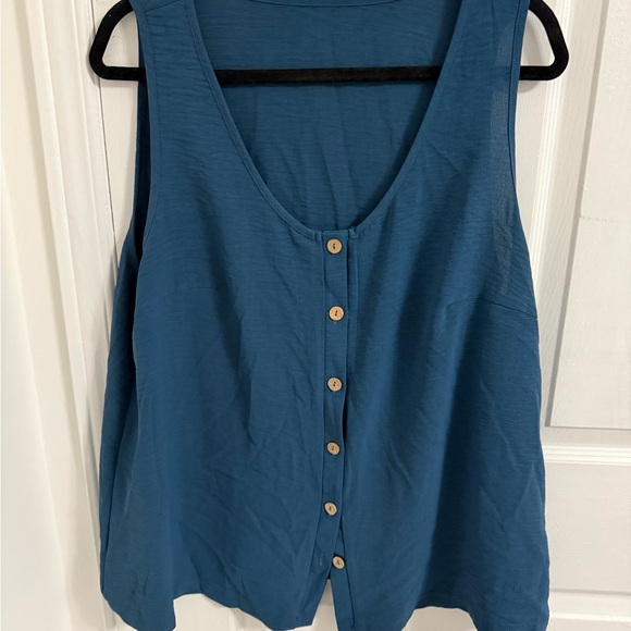 Teal Sleeveless Button-Up Tank Top and Short - Matching Set - Picture 1 of 4
